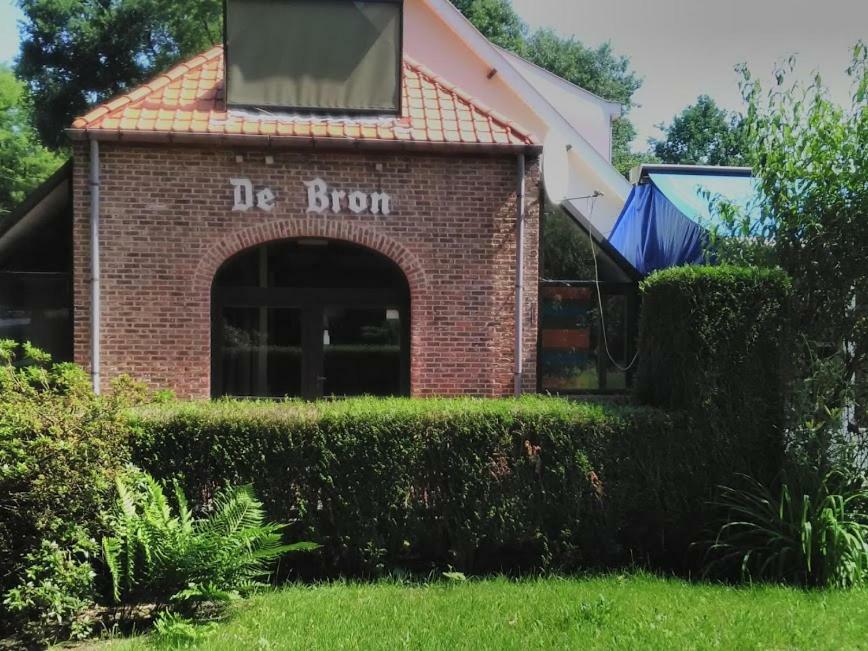Willa De Bron Beringen Zewnętrze zdjęcie